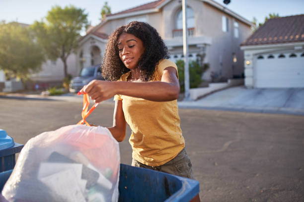 Best Mattress Removal Service  in Bowling Green, OH